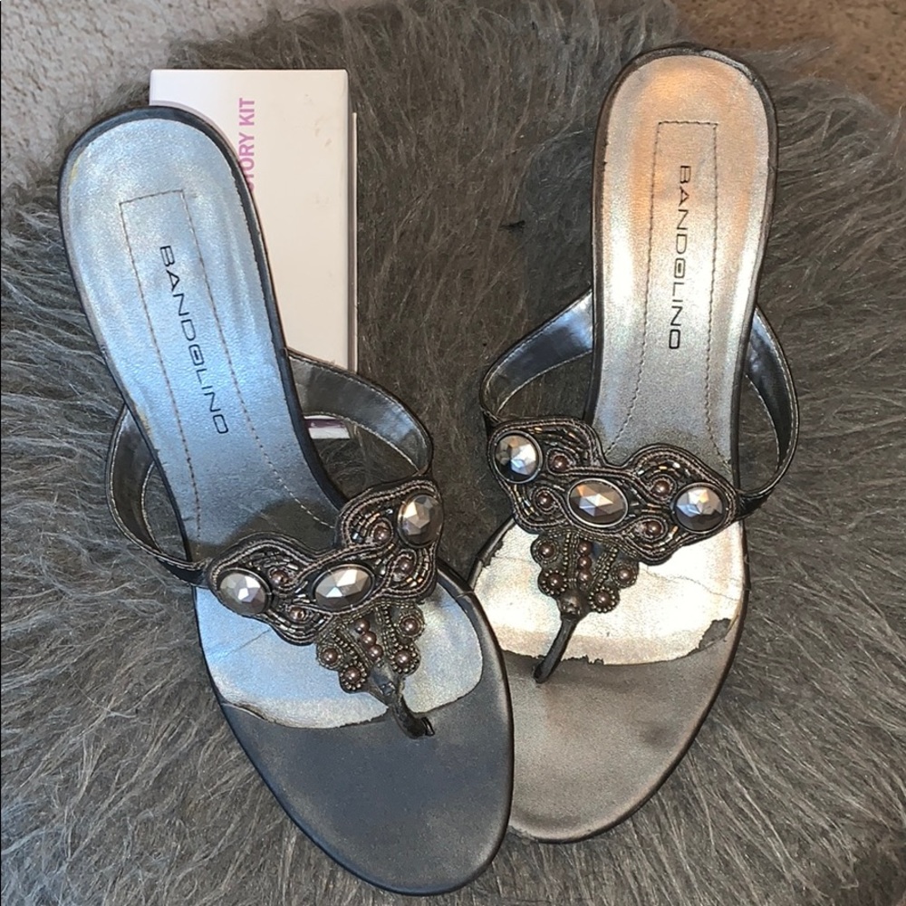 Bandolino Black and Silver heels